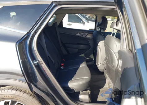 2024 Kia Sportage Ex z USA, uszkodzony, nr VIN KNDPV3DF9R7246095